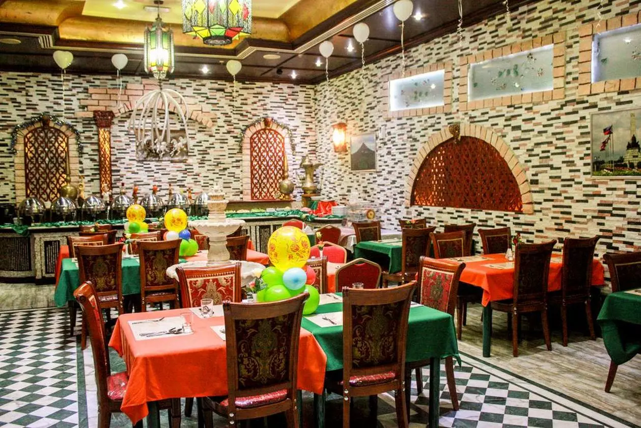 MYFAIR_SHABAVIZ (15).jpg